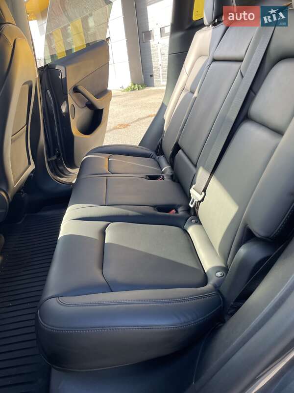 Внедорожник / Кроссовер Tesla Model Y 2022 в Харькове