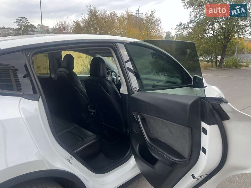 Внедорожник / Кроссовер Tesla Model Y 2021 в Днепре фото 33 Внедорожник / Кроссовер Tesla Model Y 2021 в Днепре