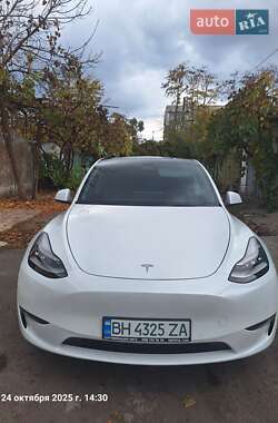 Позашляховик / Кросовер Tesla Model Y 2021 в Ізмаїлі