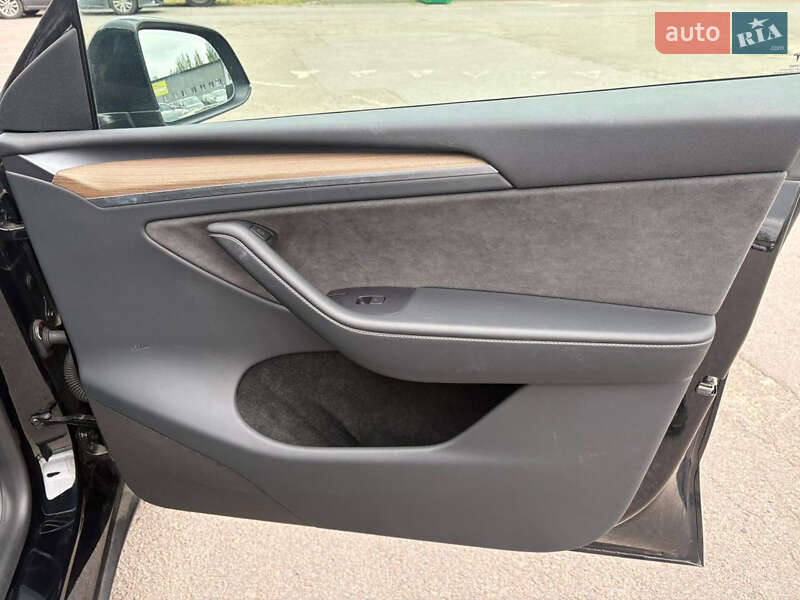 Внедорожник / Кроссовер Tesla Model Y 2023 в Ровно фото 21 Внедорожник / Кроссовер Tesla Model Y 2023 в Ровно