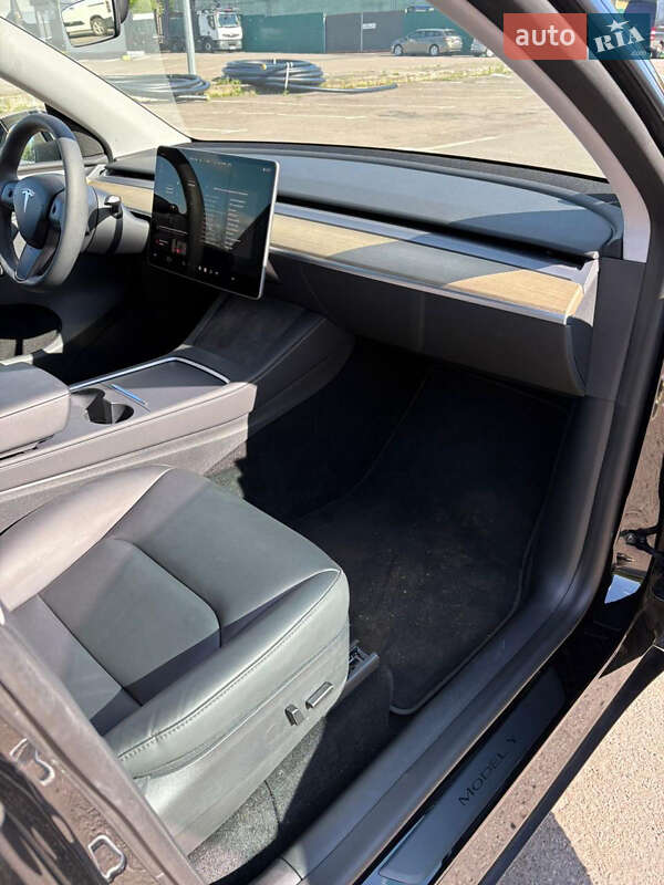 Внедорожник / Кроссовер Tesla Model Y 2022 в Ровно фото 18 Внедорожник / Кроссовер Tesla Model Y 2022 в Ровно