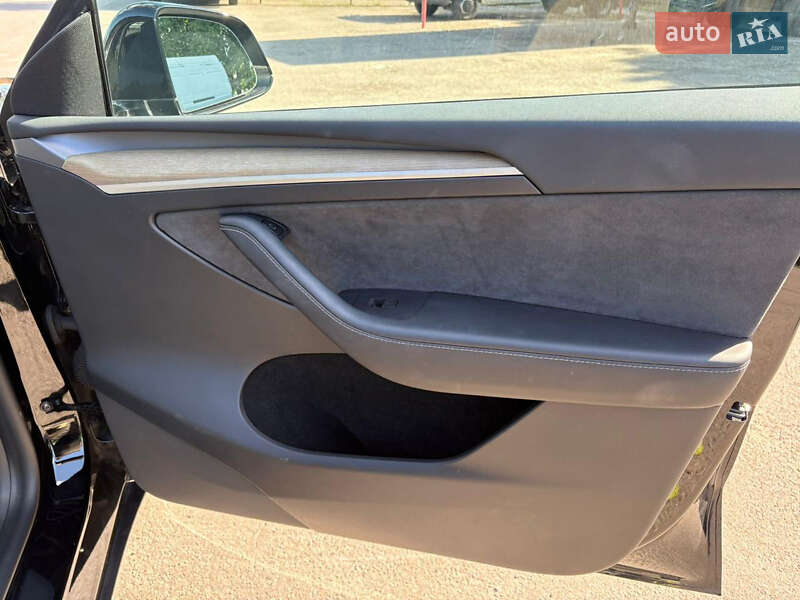 Внедорожник / Кроссовер Tesla Model Y 2022 в Ровно фото 21 Внедорожник / Кроссовер Tesla Model Y 2022 в Ровно