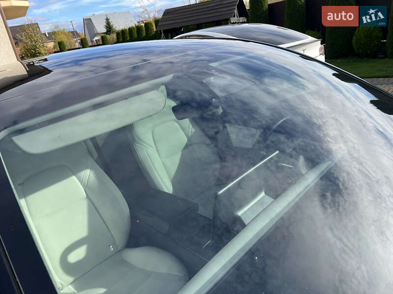 Внедорожник / Кроссовер Tesla Model Y 2022 в Львове