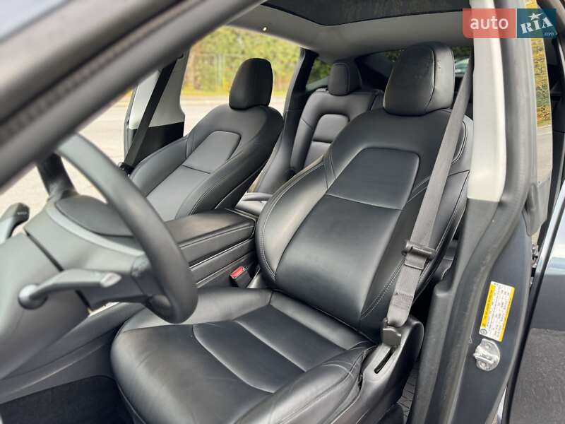 Позашляховик / Кросовер Tesla Model Y 2021 в Трускавці фото 46 Позашляховик / Кросовер Tesla Model Y 2021 в Трускавці