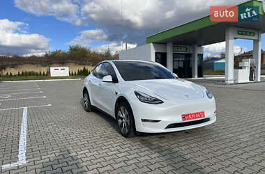 Позашляховик / Кросовер Tesla Model Y 2022 в Калинівці