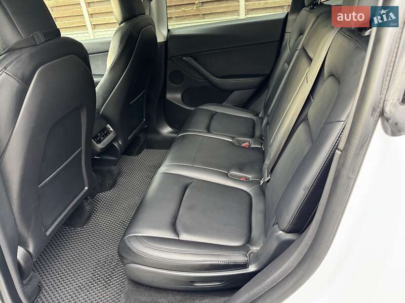 Позашляховик / Кросовер Tesla Model Y 2021 в Львові фото 16 Позашляховик / Кросовер Tesla Model Y 2021 в Львові