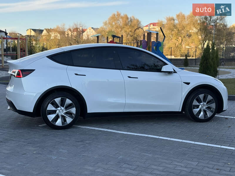 Позашляховик / Кросовер Tesla Model Y 2021 в Хмельницькому фото 8 Позашляховик / Кросовер Tesla Model Y 2021 в Хмельницькому