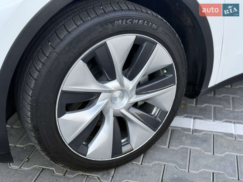 Позашляховик / Кросовер Tesla Model Y 2021 в Хмельницькому фото 29 Позашляховик / Кросовер Tesla Model Y 2021 в Хмельницькому