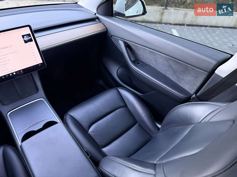 Позашляховик / Кросовер Tesla Model Y 2021 в Хмельницькому фото 71 Позашляховик / Кросовер Tesla Model Y 2021 в Хмельницькому