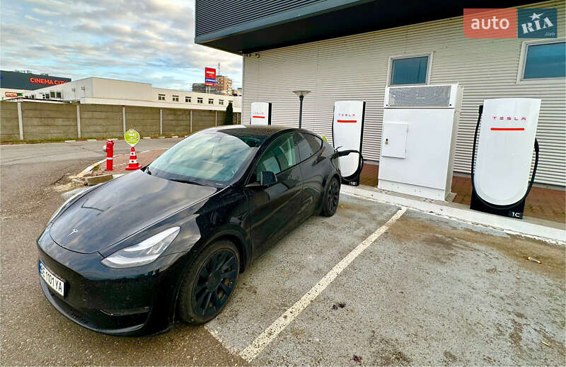 Внедорожник / Кроссовер Tesla Model Y 2022 в Николаеве фото 3 Внедорожник / Кроссовер Tesla Model Y 2022 в Николаеве