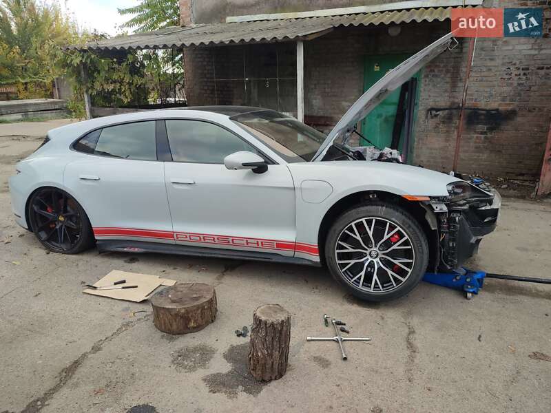 Внедорожник / Кроссовер Tesla Model Y 2022 в Кропивницком