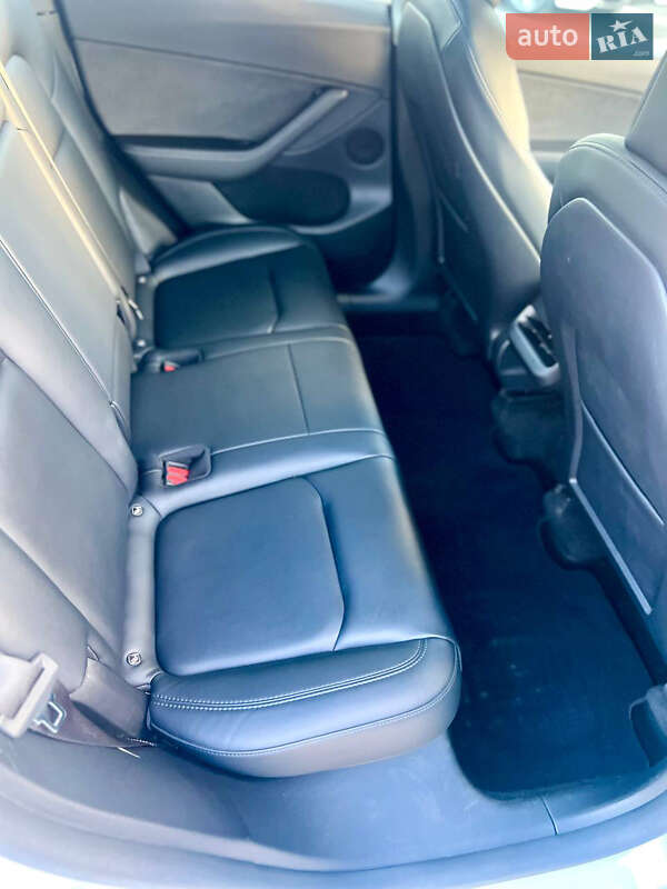 Позашляховик / Кросовер Tesla Model Y 2022 в Одесі