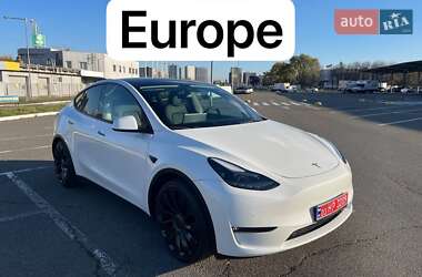 Внедорожник / Кроссовер Tesla Model Y 2022 в Киеве