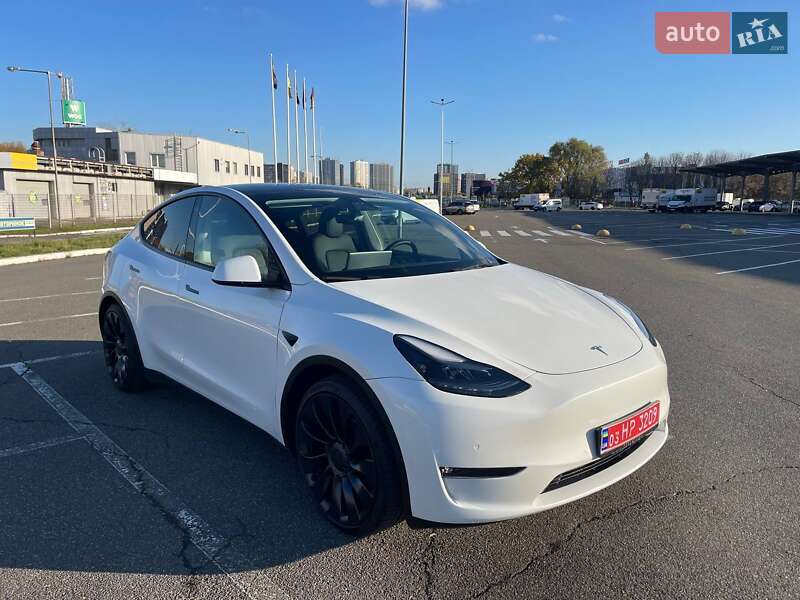 Внедорожник / Кроссовер Tesla Model Y 2022 в Киеве фото 8 Внедорожник / Кроссовер Tesla Model Y 2022 в Киеве