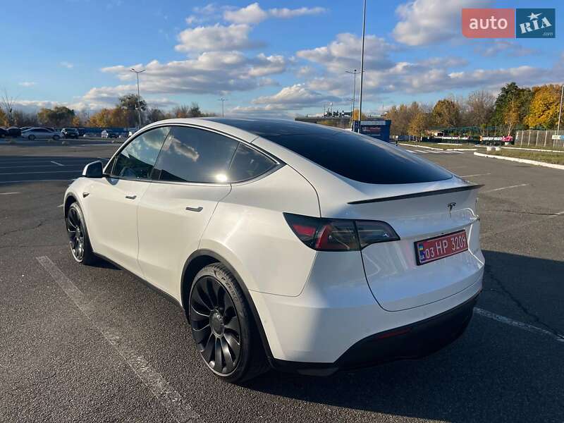 Внедорожник / Кроссовер Tesla Model Y 2022 в Киеве фото 11 Внедорожник / Кроссовер Tesla Model Y 2022 в Киеве