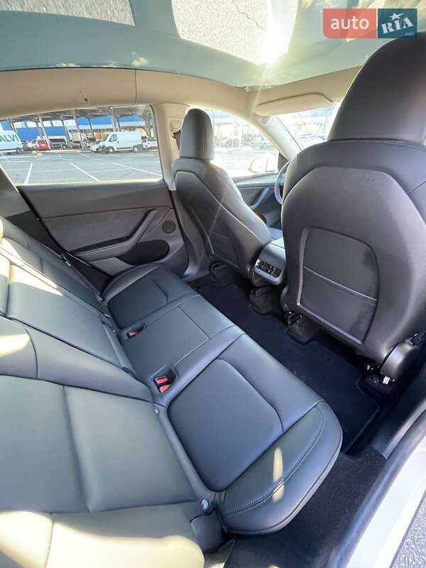 Внедорожник / Кроссовер Tesla Model Y 2022 в Киеве фото 16 Внедорожник / Кроссовер Tesla Model Y 2022 в Киеве