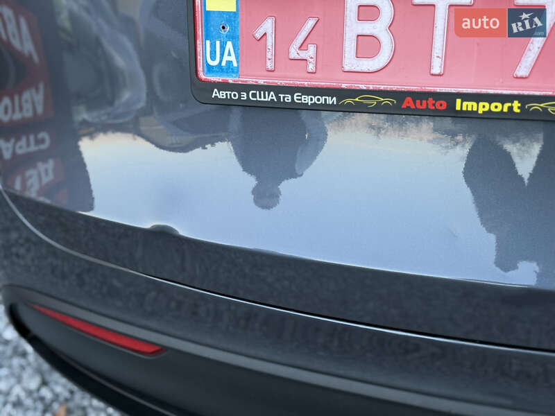 Позашляховик / Кросовер Tesla Model Y 2023 в Стрию