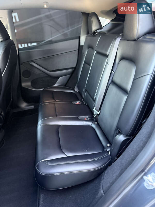 Позашляховик / Кросовер Tesla Model Y 2023 в Стрию