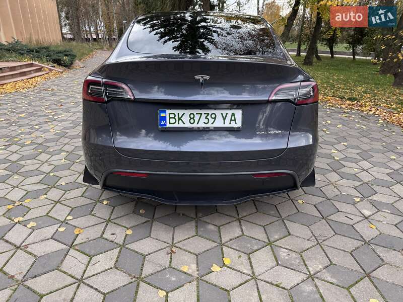 Позашляховик / Кросовер Tesla Model Y 2023 в Рівному фото 27 Позашляховик / Кросовер Tesla Model Y 2023 в Рівному