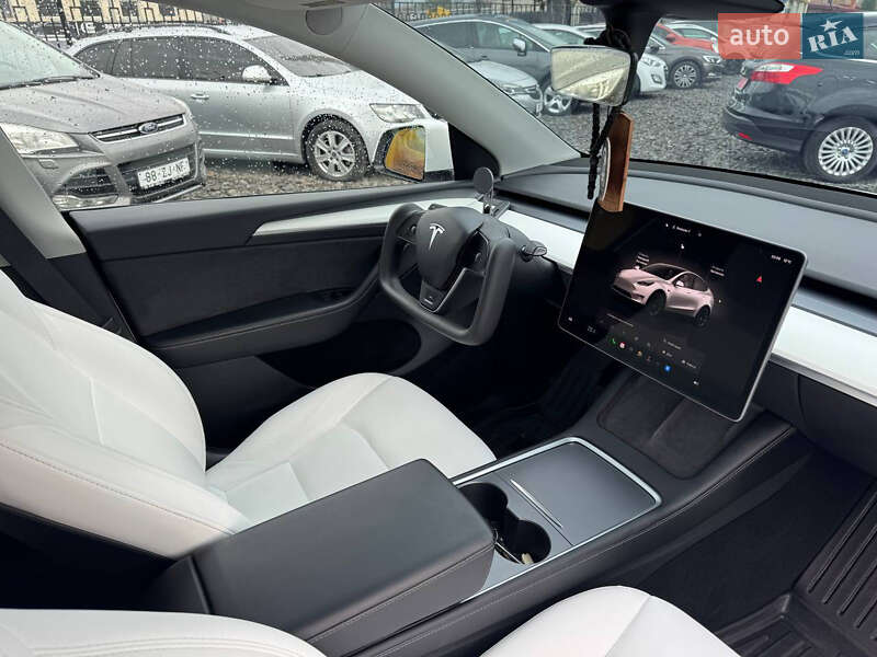 Позашляховик / Кросовер Tesla Model Y 2022 в Стрию