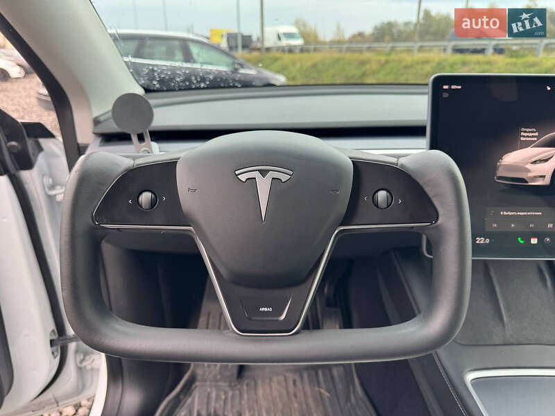 Позашляховик / Кросовер Tesla Model Y 2022 в Стрию