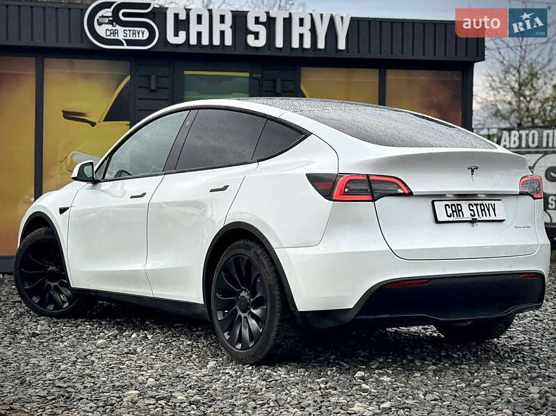 Позашляховик / Кросовер Tesla Model Y 2022 в Стрию