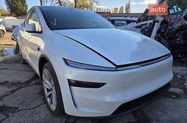 Внедорожник / Кроссовер Tesla Model Y 2025 в Киеве