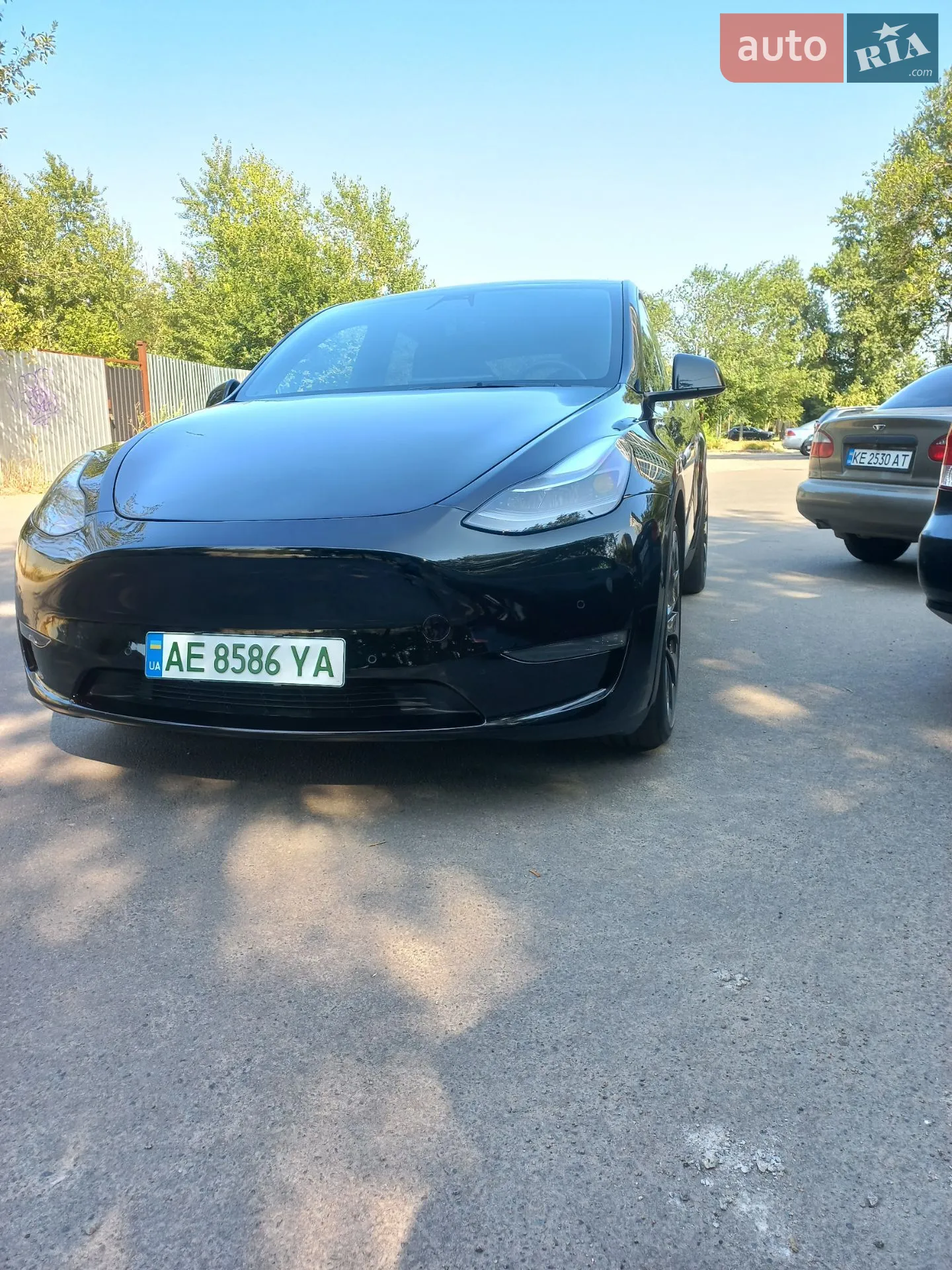 2022 Tesla Model Y - мініатюра 3
