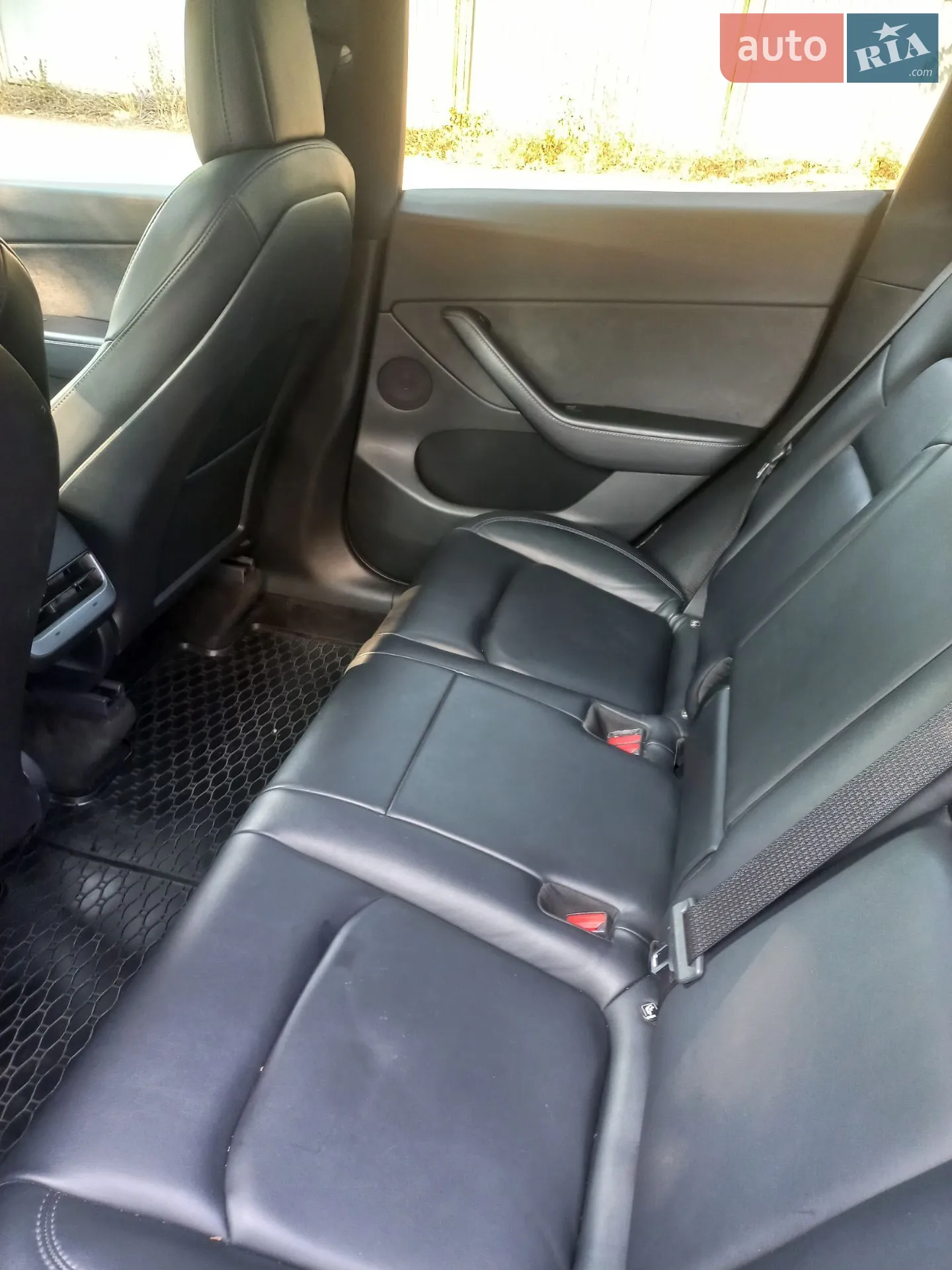 2022 Tesla Model Y - мініатюра 25