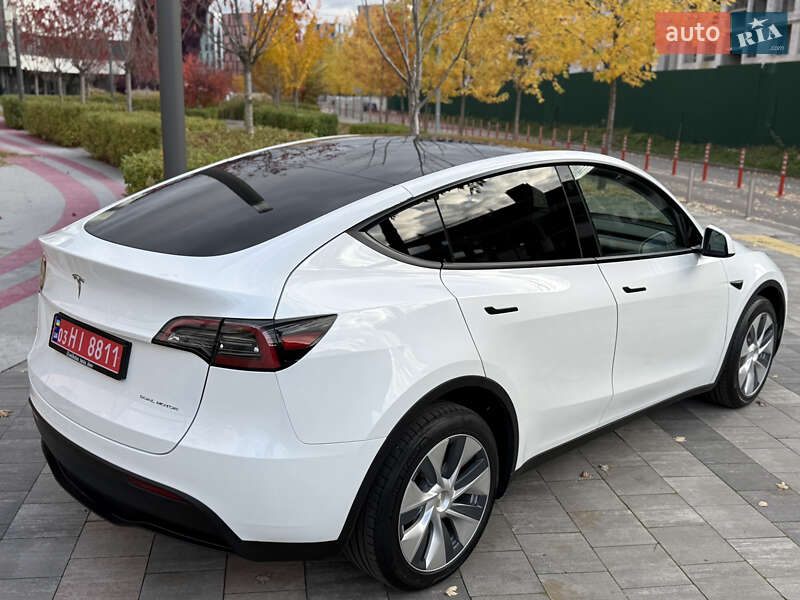 Внедорожник / Кроссовер Tesla Model Y 2023 в Киеве фото 6 Внедорожник / Кроссовер Tesla Model Y 2023 в Киеве