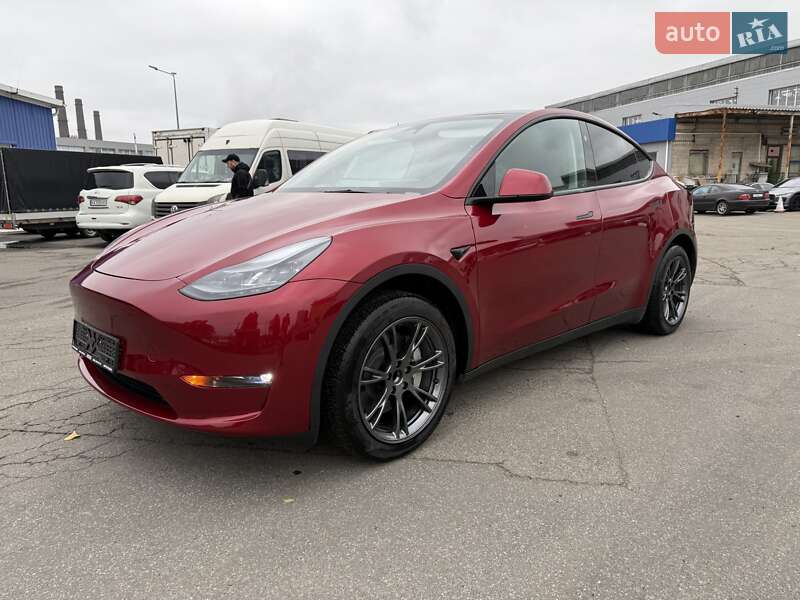 Внедорожник / Кроссовер Tesla Model Y 2024 в Киеве фото 3 Внедорожник / Кроссовер Tesla Model Y 2024 в Киеве