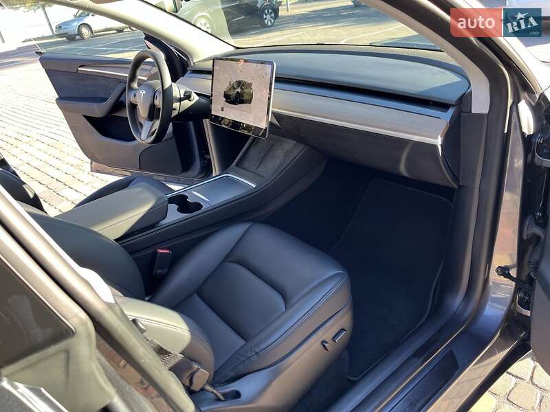 Внедорожник / Кроссовер Tesla Model Y 2023 в Луцке фото 18 Внедорожник / Кроссовер Tesla Model Y 2023 в Луцке
