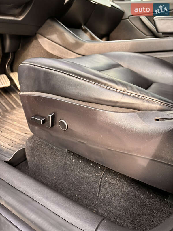 Внедорожник / Кроссовер Tesla Model Y 2021 в Львове фото 27 Внедорожник / Кроссовер Tesla Model Y 2021 в Львове