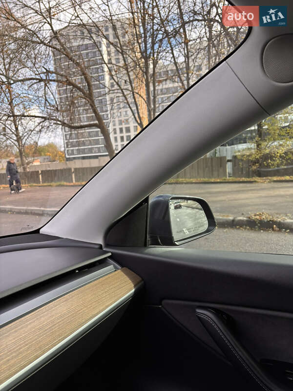 Внедорожник / Кроссовер Tesla Model Y 2021 в Львове фото 30 Внедорожник / Кроссовер Tesla Model Y 2021 в Львове