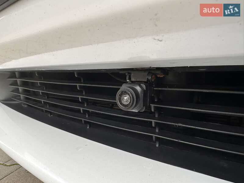 Внедорожник / Кроссовер Tesla Model Y 2023 в Киеве фото 21 Внедорожник / Кроссовер Tesla Model Y 2023 в Киеве