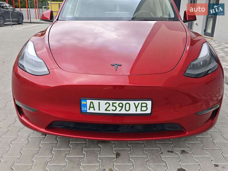 Позашляховик / Кросовер Tesla Model Y 2024 в Києві фото 11 Позашляховик / Кросовер Tesla Model Y 2024 в Києві