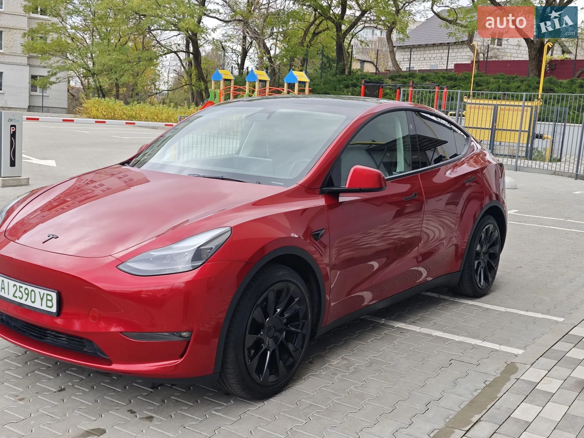 2024 Tesla Model Y - мініатюра 32