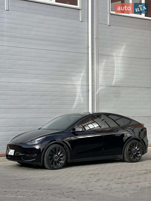 Позашляховик / Кросовер Tesla Model Y 2023 в Вінниці