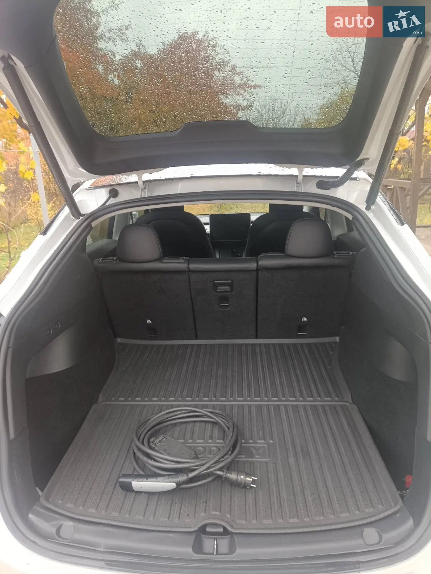 2022 Tesla Model Y - мініатюра 4