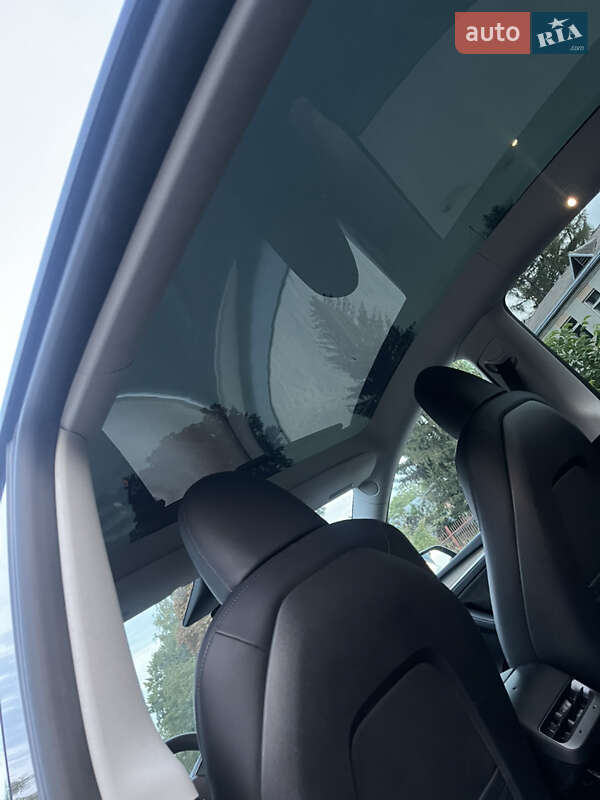 Позашляховик / Кросовер Tesla Model Y 2022 в Львові фото 15 Позашляховик / Кросовер Tesla Model Y 2022 в Львові