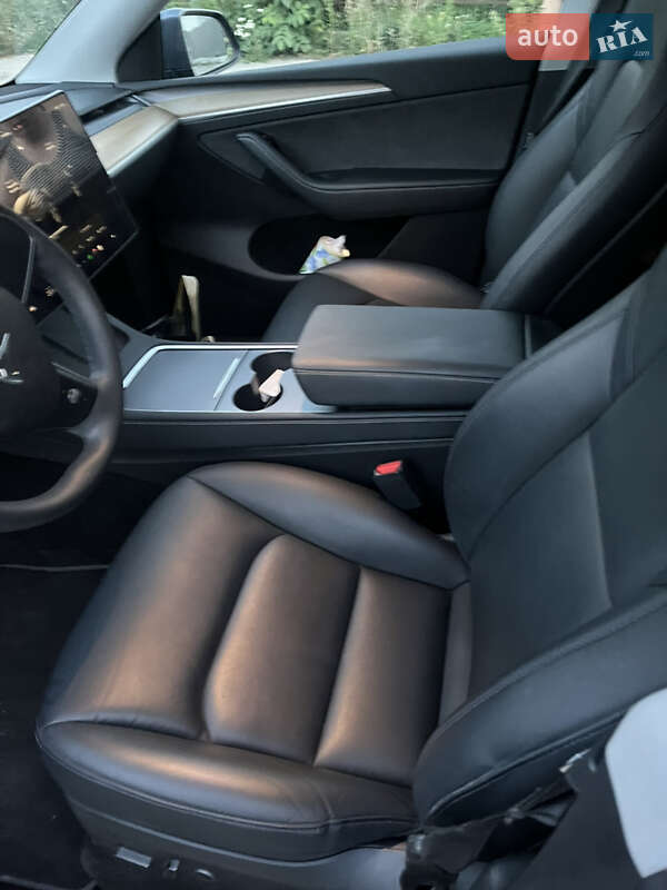 Позашляховик / Кросовер Tesla Model Y 2022 в Львові фото 23 Позашляховик / Кросовер Tesla Model Y 2022 в Львові