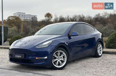 Внедорожник / Кроссовер Tesla Model Y 2020 в Днепре