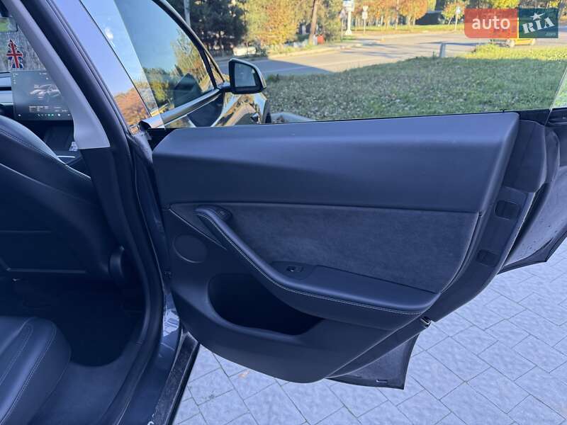 Внедорожник / Кроссовер Tesla Model Y 2022 в Львове фото 43 Внедорожник / Кроссовер Tesla Model Y 2022 в Львове