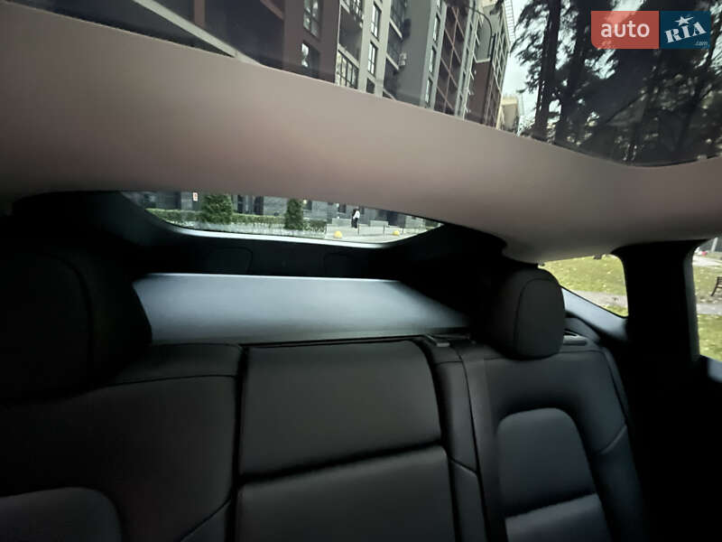 Внедорожник / Кроссовер Tesla Model Y 2022 в Броварах