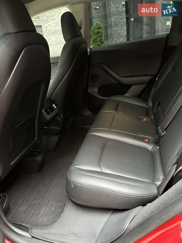 Внедорожник / Кроссовер Tesla Model Y 2022 в Броварах