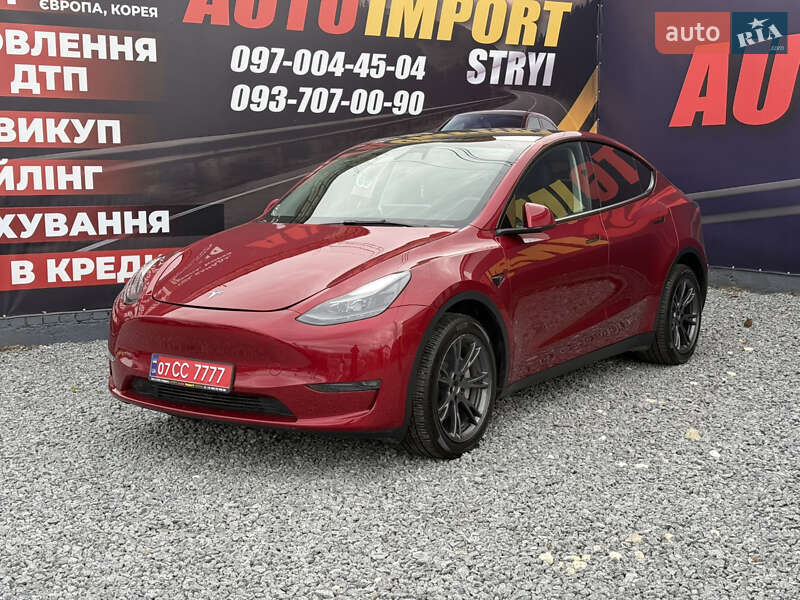 Позашляховик / Кросовер Tesla Model Y 2024 в Стрию