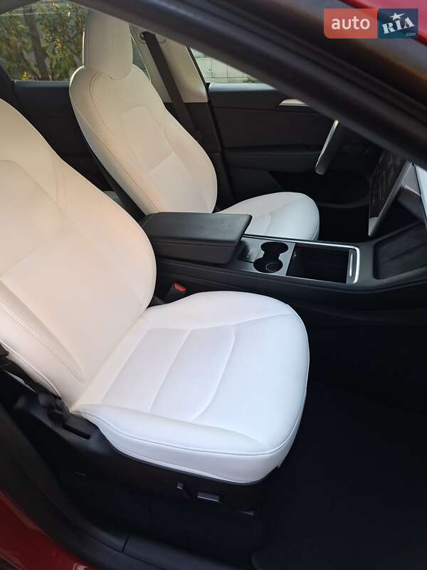 Внедорожник / Кроссовер Tesla Model Y 2023 в Виннице