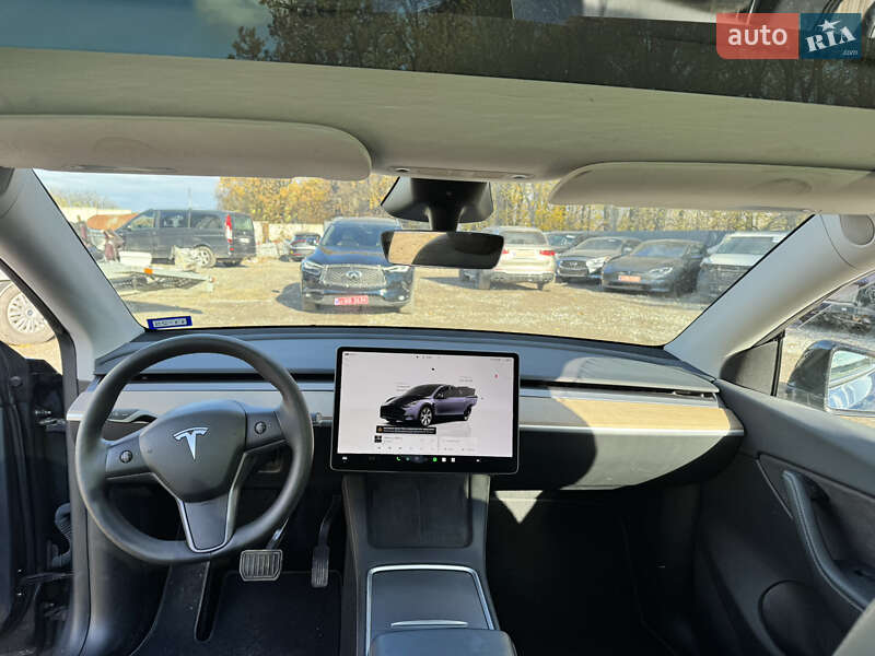 Позашляховик / Кросовер Tesla Model Y 2023 в Рівному фото 27 Позашляховик / Кросовер Tesla Model Y 2023 в Рівному