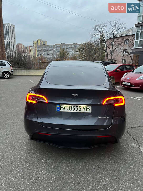Позашляховик / Кросовер Tesla Model Y 2022 в Львові