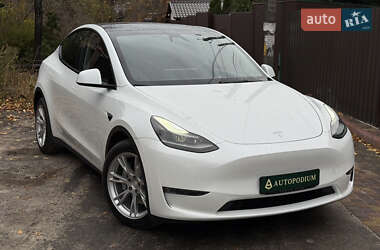 Позашляховик / Кросовер Tesla Model Y 2022 в Києві